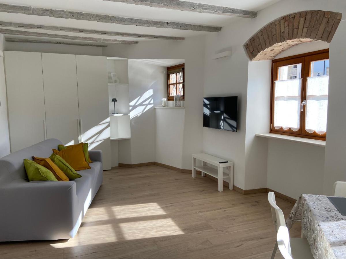 Appartamento Borgo San Tomaso, Tra Storia E Natura Rovereto  Extérieur photo